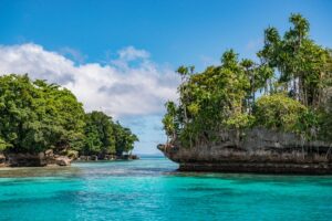 Tropical Bay | New Guinea | The Ultimate Travel Company