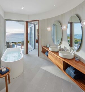 Flinders Suite Bathroom | Southern Ocean Lodge | Kangaroo Island | Australia | The Ultimate Travel Company