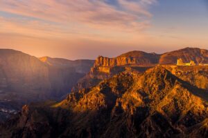 Sunrise at Diana's Point in the Grounds of Anantara Hoter near Jebel Akhdar in the Al-Hajar Mountains | Oman Holidays | The Ultimate Travel Company