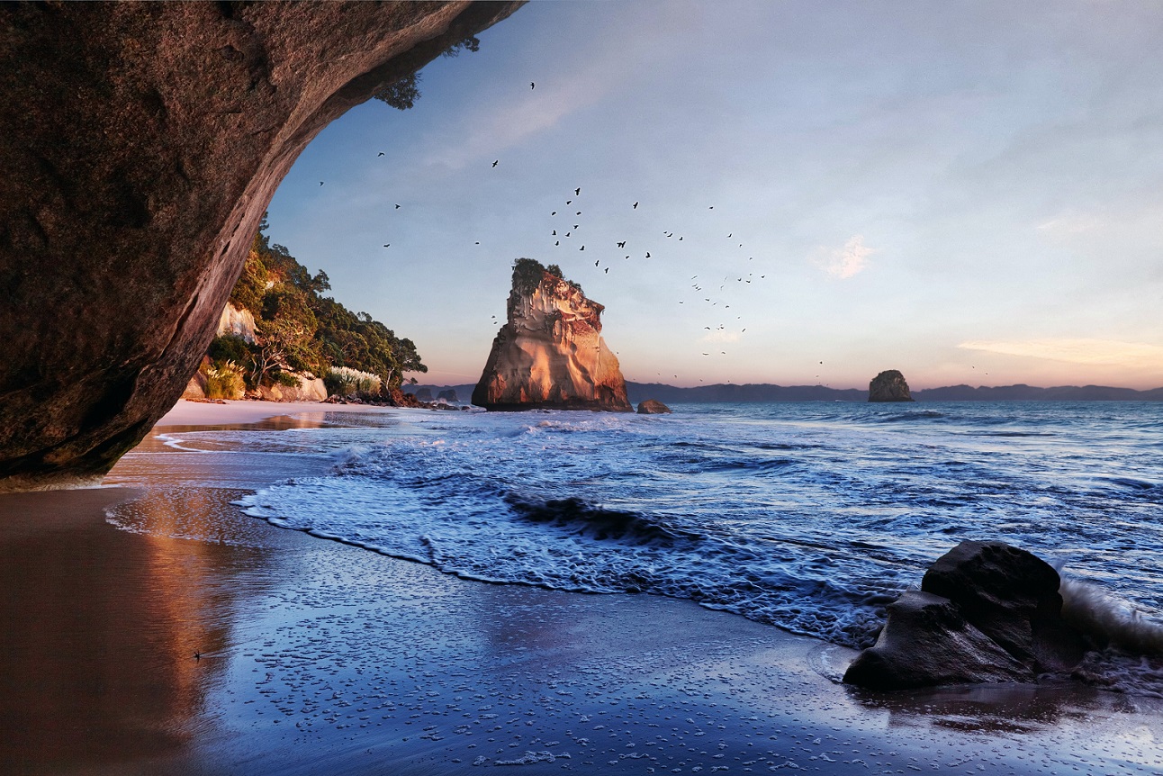 Cathedral Cove Near Whitianga on the Coromandel Peninsula, in New Zealand's North Island, | Luxury New Zealand Holidays | The Ultimate travel Company