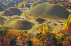 Daereungwon Tomb Complex in Gyeongju During the Autumn Season | Luxury South Korea Holidays | The Ultimate Travel Company