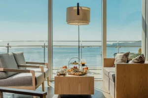 Lounge at Signiel Busan | Luxury South Korea Holidays | The Ultimate Travel Company