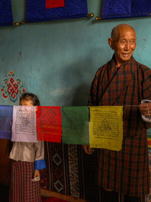 Bhutanese Family by Wahyu Kelsall