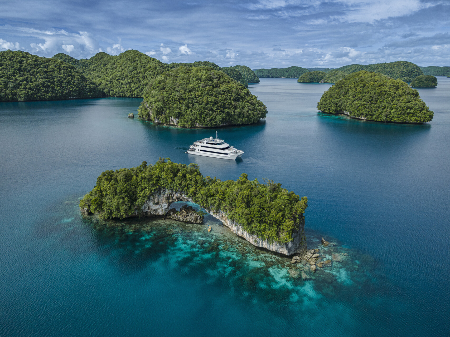 Four Seasons Explorer, Palau Aerial
